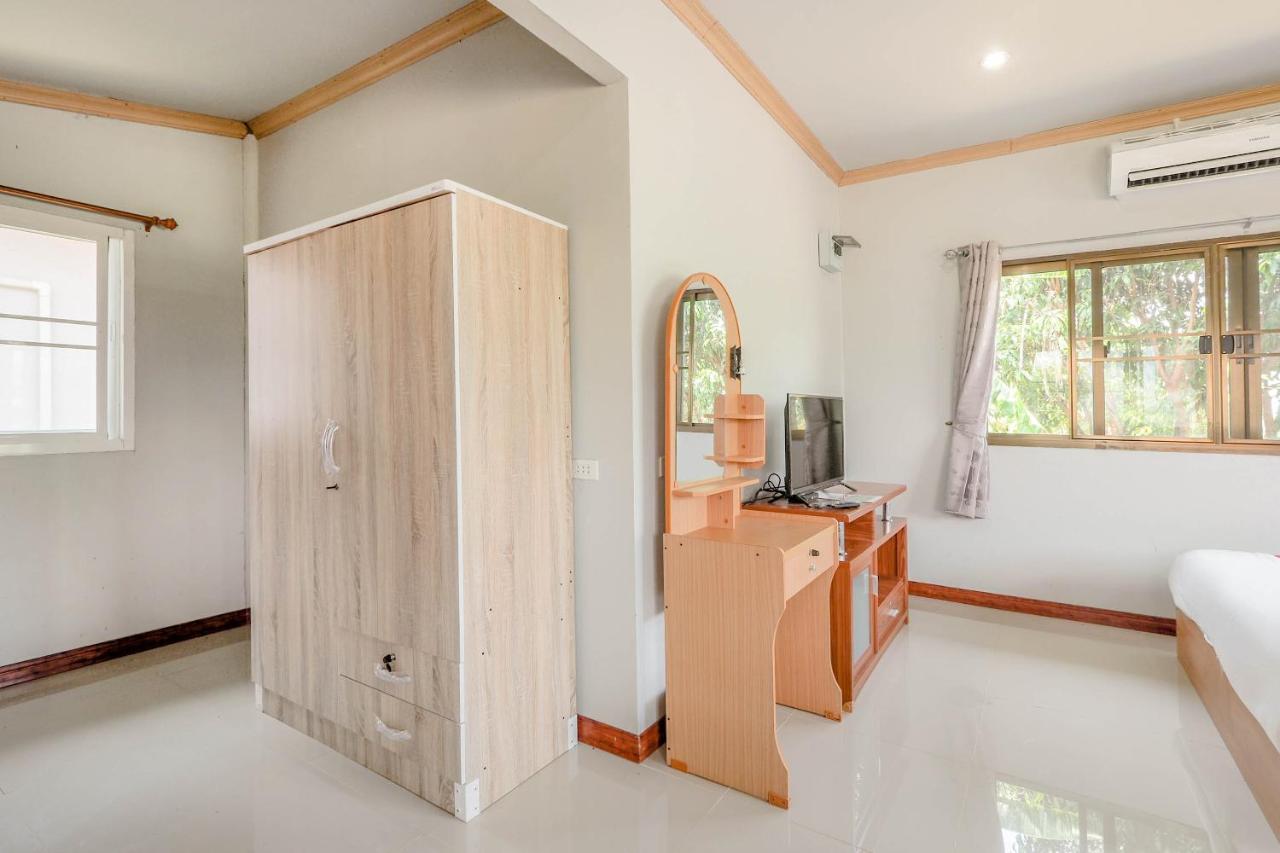Oyo 748 Pada Homestay Mu Si Exterior foto