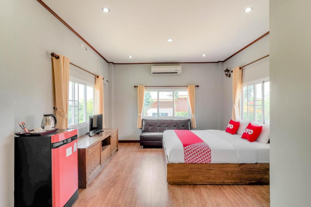 Oyo 748 Pada Homestay Mu Si Exterior foto